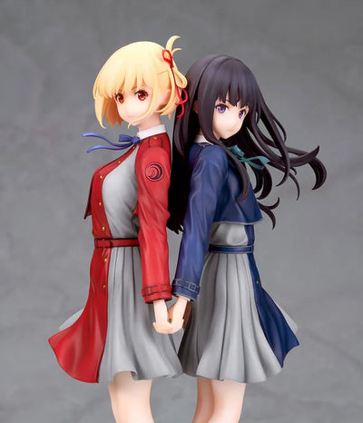 Lycoris Recoil - Inoue Takina - Nishikigi Chisato - 1/8 (Alter)ㅤ – Alter – ActionFigureBrasil — com base expositora