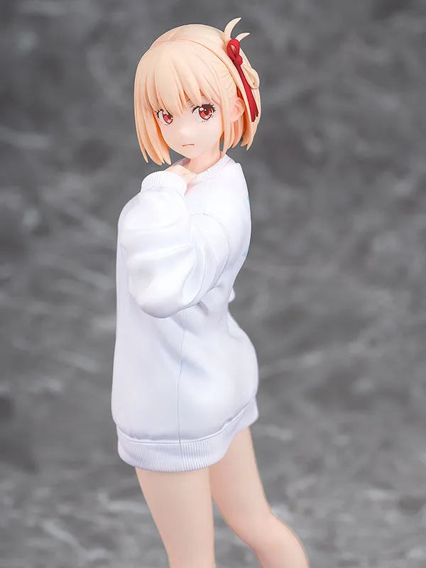 Lycoris Recoil - Nishikigi Chisato - 1/7 - Oversized Sweatshirt Ver. (Phat Company)ㅤ – Phat Company – ActionFigureBrasil