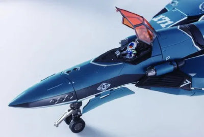 Macross Frontier - VF-171 Nightmare Plus (General Machine) - DX Chogokin - 1/60 (Bandai)ㅤ – Bandai – ActionFigureBrasil — ambientada