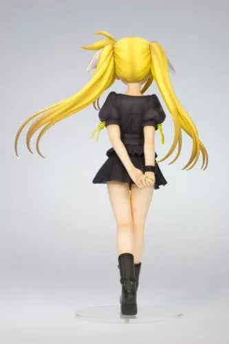 Mahou Shoujo Lyrical Nanoha The Movie 1st - Fate Testarossa - 1/8 - Casual Clothes Ver. (Kotobukiya)ㅤ – Kotobukiya – ActionFigureBrasil