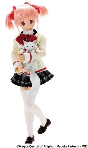 Mahou Shoujo Madoka★Magica - Kaname Madoka - Kyuubey - PureNeemo - PureNeemo Characters - 1/6 - School Uniform ver. - 049 (Azone)ㅤ – Azone International – ActionFigureBrasil