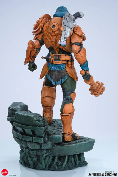 Man-at-Arms Legends - LIMITED EDITION: 450 – Tweeterhead – ActionFigure Brasil — ângulo diferente