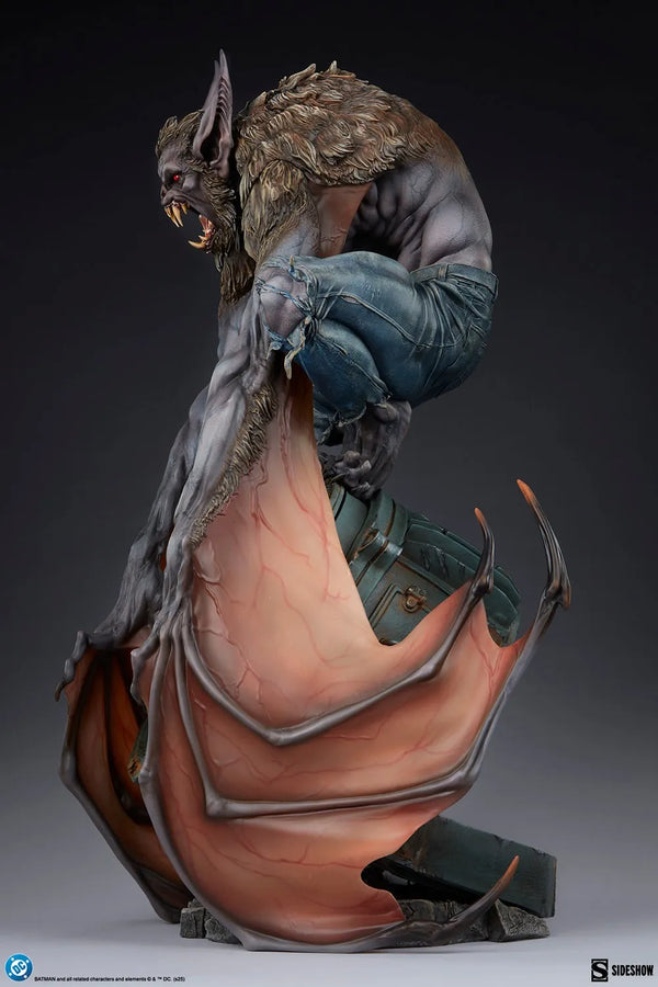 Man-Bat™ - LIMITED EDITION: TBD – Sideshow Collectibles – ActionFigure Brasil
