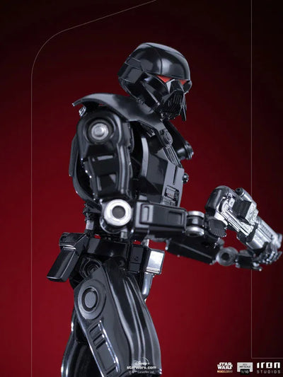 Mandalorian Iron Studios Statue Battle Diorama Series Dark Trooperㅤ – Iron Studios – ActionFigureBrasil — iluminação de estúdio