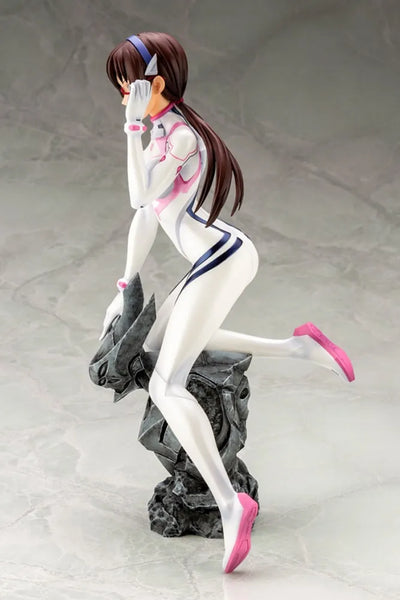 Mari Makinami Illustrious White Plugsuit Version – Kotobukiya – ActionFigure Brasil — com base expositora