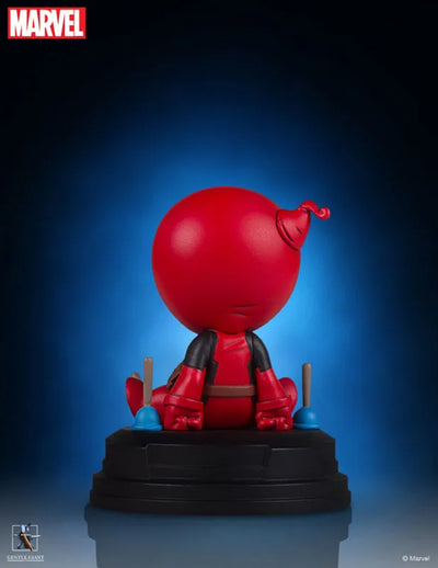 Marvel Comics - Mini Statue: Deadpoolㅤ – Puella Magi Madoka Magica – ActionFigureBrasil — close