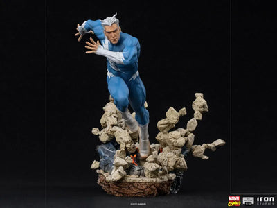 Marvel Iron Studios Statue "Battle Diorama, Series" 1/10 Scale Quicksilver [Comic]ㅤ – Iron Studios – ActionFigureBrasil — ângulo diferente