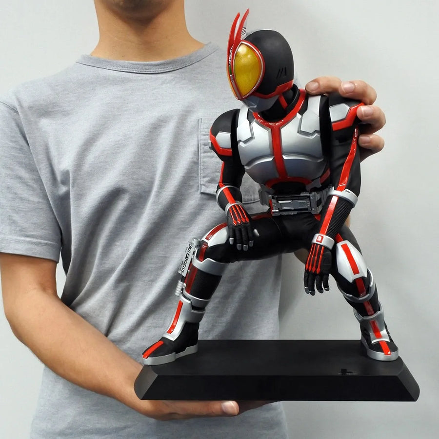 Masked Rider Faiz – MegaHouse – ActionFigure Brasil