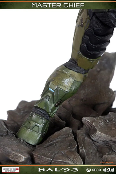 Master Chief - LIMITED EDITION: 1000 – Gaming Heads – ActionFigure Brasil — com base expositora