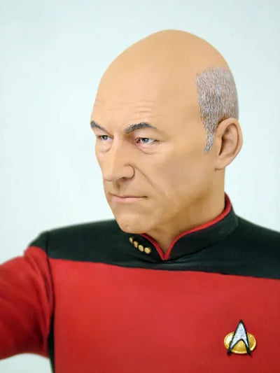 Masterpiece Collection Maxi Bust - Star Trek: Patrick Stewart AS Jean Luc Picardㅤ – Titan – ActionFigureBrasil — close