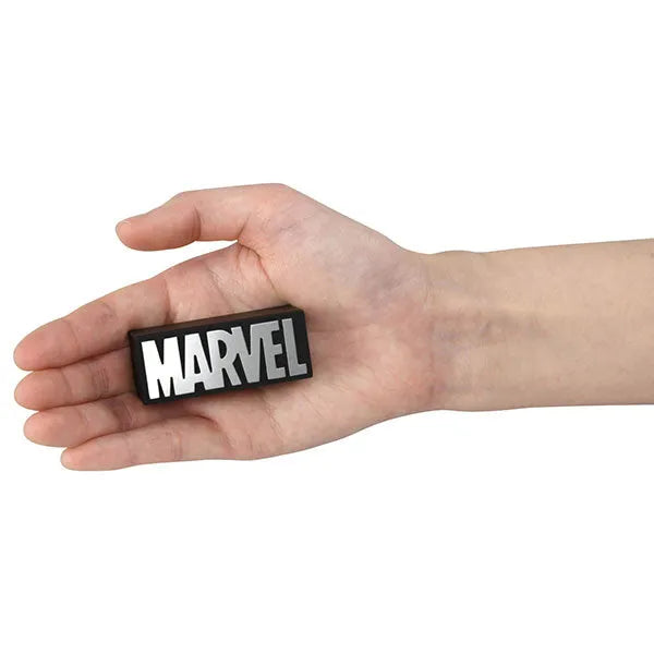 MetaColle Marvel Logo Collection (Black/Silver)ㅤ – Takara Tomy – ActionFigureBrasil