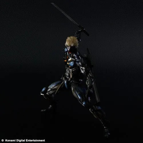 Metal Gear Rising: Revengeance - Raiden - Play Arts Kai - Black Armour ver. (Square Enix)ㅤ – Square Enix – ActionFigureBrasil