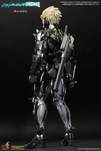 Metal Gear Rising: Revengeance - Raiden - VideoGame Masterpiece VGM17 - 1/6 (Hot Toys)ㅤ – Hot Toys – ActionFigureBrasil — ângulo diferente