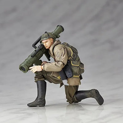 Metal Gear Solid V: The Phantom Pain - Soldier (Soviet Army) - Revolmini rmex-002 - Revoltech (Kaiyodo)ㅤ – Kaiyodo – ActionFigureBrasil — ambientada
