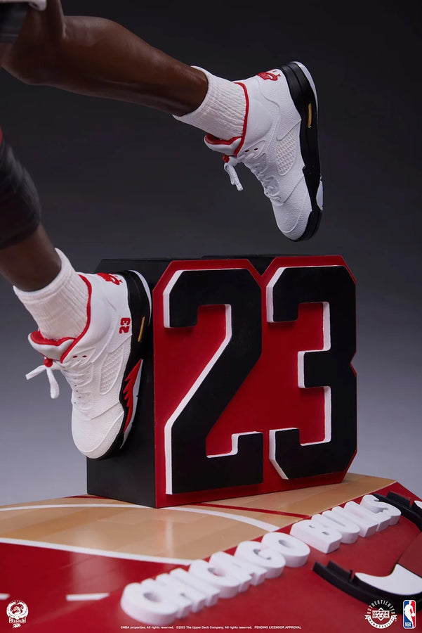 Michael Jordan - LIMITED EDITION: 750 – PCS – ActionFigure Brasil