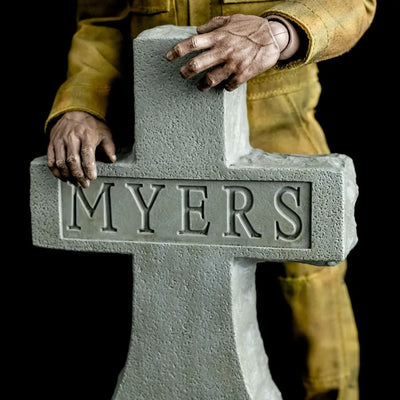 Michael Myers - Halloween (2007) – Trick or Treat Studios – ActionFigure Brasil — ângulo diferente