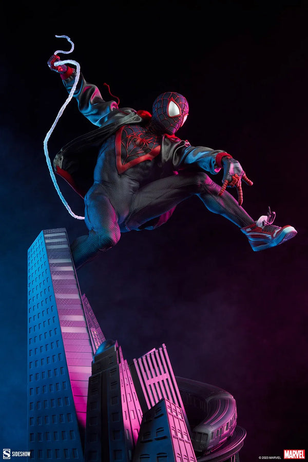 Miles Morales - LIMITED EDITION: 800 (Exclusive) – Sideshow Collectibles – ActionFigure Brasil