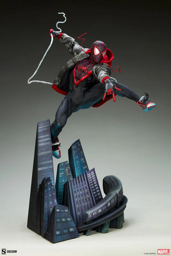 Miles Morales - LIMITED EDITION: 800 (Exclusive) – Sideshow Collectibles – ActionFigure Brasil