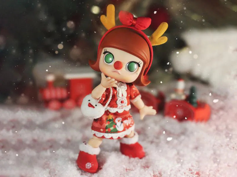 MOLLY Christmas Reindeer Action Figureㅤ – POPMART – ActionFigureBrasil