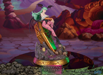 Morrigan Aensland - LIMITED EDITION – First 4 Figures – ActionFigure Brasil — com base expositora