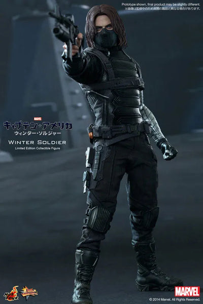 Movie Masterpiece 1/6 Scale Fully Poseable Figure "Captain America / The Winter Soldier" Winter Soldierㅤ – Hot Toys – ActionFigureBrasil — ângulo diferente