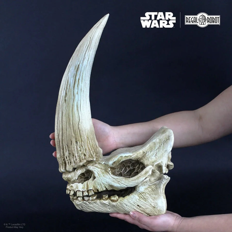 Mudhorn Skull Wall Decor – Regal Robot – ActionFigure Brasil