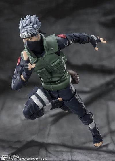 Naruto Shippuuden - Hatake Kakashi - S.H.Figuarts - The Famed Sharingan Hero (Bandai Spirits)ㅤ – Bandai Spirits – ActionFigureBrasil — ambientada