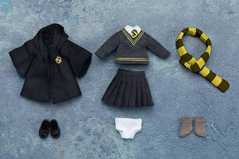 Nendoroid Doll: Outfit Set - Harry Potter Hufflepuff Uniform - Girl (Good Smile Company)ㅤ – Good Smile Company – ActionFigureBrasil
