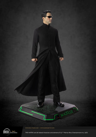 Neo - LIMITED EDITION: TBD – DarkSide Collectibles Studio – ActionFigure Brasil — com base expositora