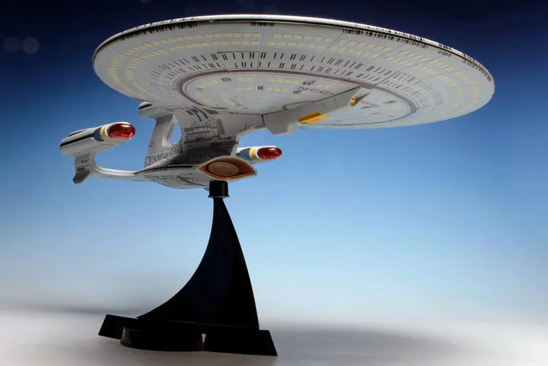 New Star Trek TNG U.S.S. Enterprise NCC-1701D Model Kai (Dreadnought Class)ㅤ – Diamond Select Toys – ActionFigureBrasil