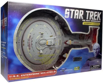 New Star Trek TNG U.S.S. Enterprise NCC-1701D Model Kai (Dreadnought Class)ㅤ – Diamond Select Toys – ActionFigureBrasil — iluminação de estúdio