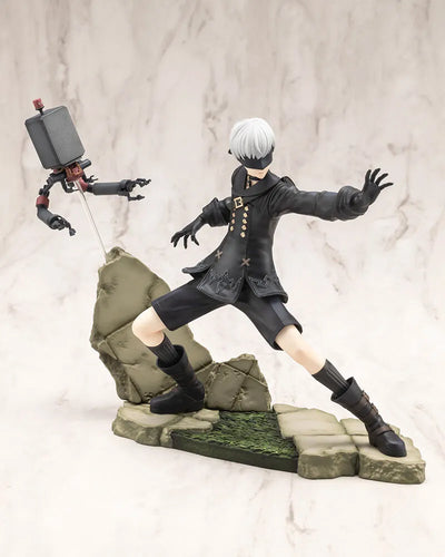 NieR:Automata Ver1.1a - Pod 153 - YoRHa No. 9 Type S - ARTFX J - 1/8 (Kotobukiya)ㅤ – Kotobukiya – ActionFigureBrasil — com base expositora