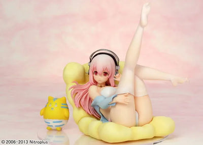 Nitro Super Sonic - Sonico - Voice Collection - 1/7 - Bikini & Sofa ver. (Griffon Enterprises)ㅤ – Griffon Enterprises – ActionFigureBrasil — close