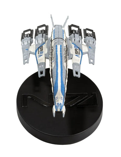 Normandy SR-2 Ship (Remaster) – Dark Horse Comics – ActionFigure Brasil — iluminação de estúdio