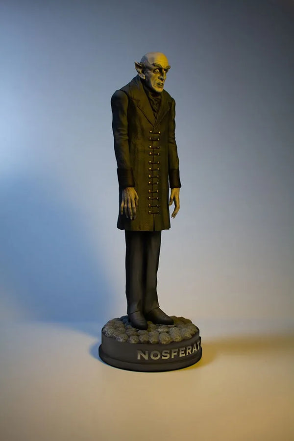 Nosferatu (Black & White Version) - LIMITED EDITION (Black & White) – Quarantine Studio – ActionFigure Brasil