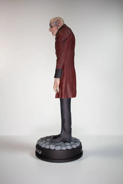 Nosferatu (Color Version) - LIMITED EDITION (Color) – Quarantine Studio – ActionFigure Brasil — acessórios