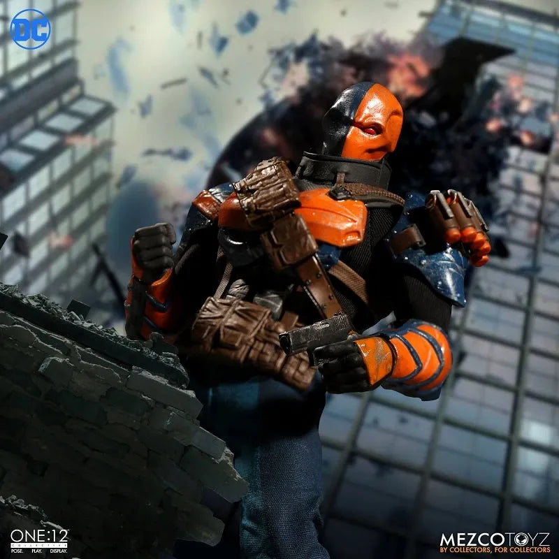 ONE:12 Collective - DC Comics: Deathstroke 1/12 Action Figureㅤ – Mezco – ActionFigureBrasil