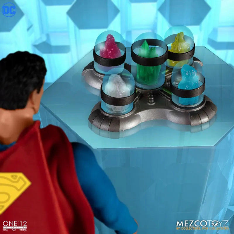 ONE:12 Collective / DC Comics: Superman 1/12 Action Figure Man of Steel Editionㅤ – Mezco – ActionFigureBrasil