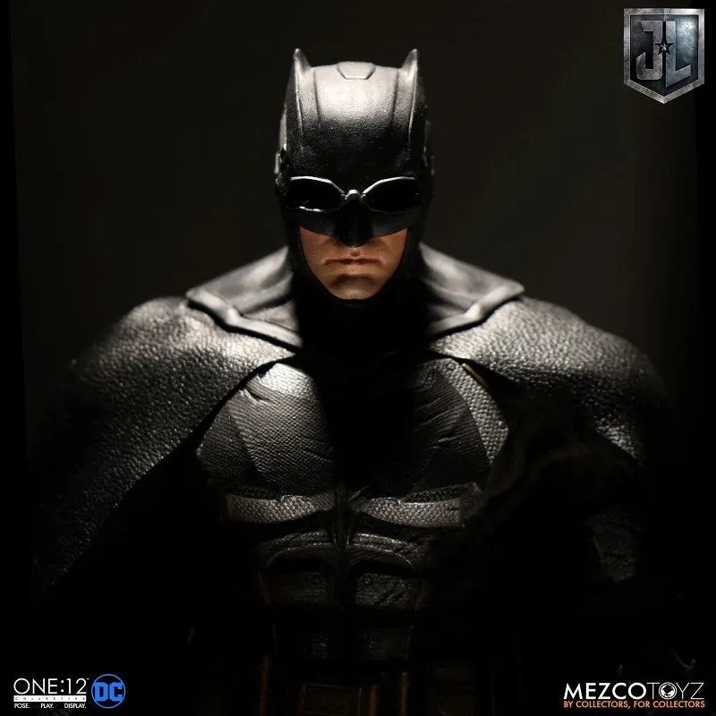 ONE:12 Collective - Justice League: Tactical Suit Batman 1/12 Action Figureㅤ – Mezco – ActionFigureBrasil