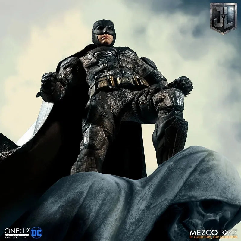 ONE:12 Collective - Justice League: Tactical Suit Batman 1/12 Action Figureㅤ – Mezco – ActionFigureBrasil