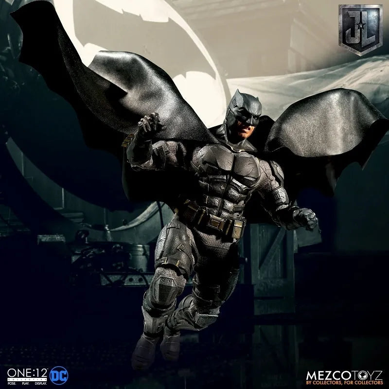 ONE:12 Collective - Justice League: Tactical Suit Batman 1/12 Action Figureㅤ – Mezco – ActionFigureBrasil