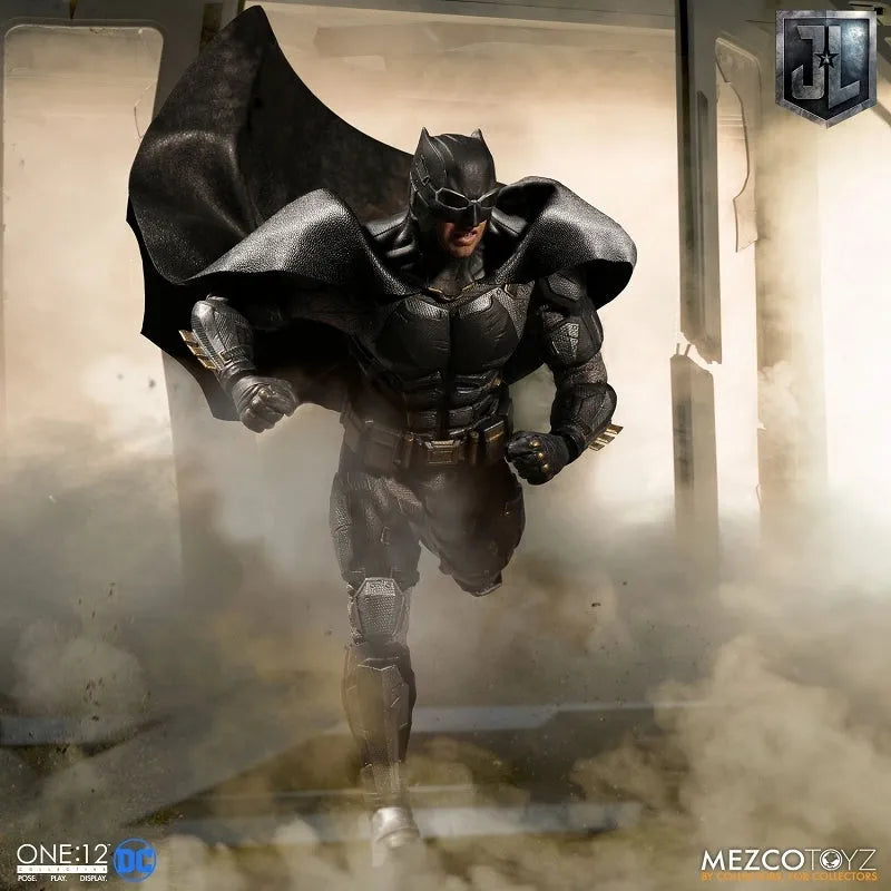 ONE:12 Collective - Justice League: Tactical Suit Batman 1/12 Action Figureㅤ – Mezco – ActionFigureBrasil