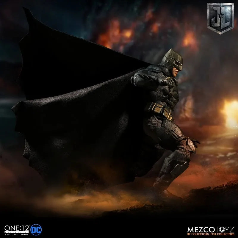 ONE:12 Collective - Justice League: Tactical Suit Batman 1/12 Action Figureㅤ – Mezco – ActionFigureBrasil