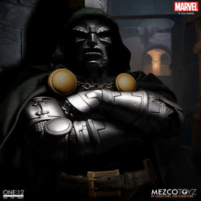 ONE:12 Collective / Marvel Comics: Dr. Doom 1/12 Action Figureㅤ – Mezco – ActionFigureBrasil — ambientada