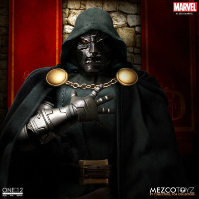 ONE:12 Collective / Marvel Comics: Dr. Doom 1/12 Action Figureㅤ – Mezco – ActionFigureBrasil — detalhe do produto