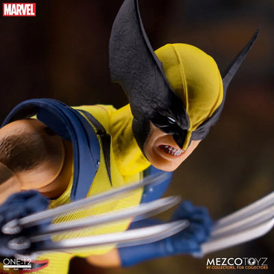 ONE:12 Collective Wolverine with Sentinel 1/12 Figure DX Steel Box Editionㅤ – Mezco – ActionFigureBrasil — ambientada