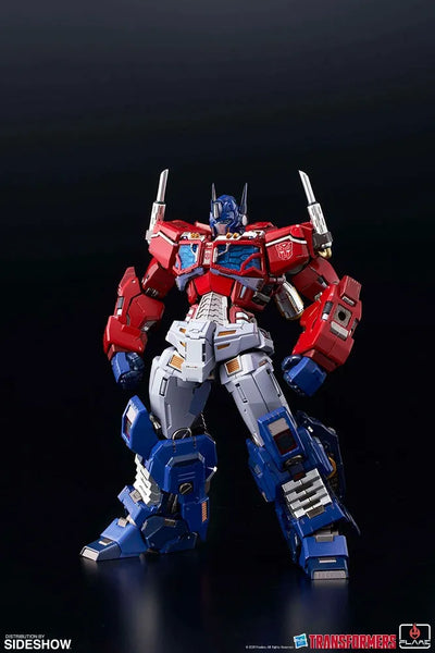 Optimus Prime (#05) – Flame Toys – ActionFigure Brasil — com base expositora