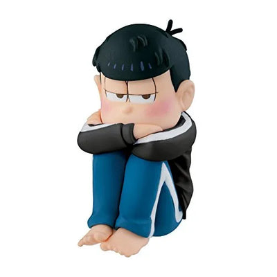 Osomatsu-san - Matsuno Ichimatsu - Nade Nade Muttsu-ko Vol.2 - World Collectable Figure - Black Jersey ver. (Avex Pictures, Banpresto)ㅤ – Banpresto – ActionFigureBrasil