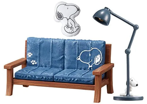 Peanuts - Snoopy - Candy Toy - Snoopy`s West Coast House - 1 - On the Skateboard (Re-Ment)ㅤ – Re-Ment – ActionFigureBrasil