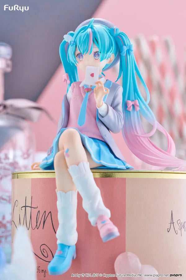 Piapro Characters - Hatsune Miku - Noodle Stopper Figure - Koisuru Blazer (FuRyu)ㅤ – FuRyu – ActionFigureBrasil